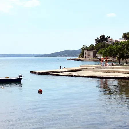 Family Friendly House With A Swimming Pool Maslenica, Novigrad - 23719 Feriehus *