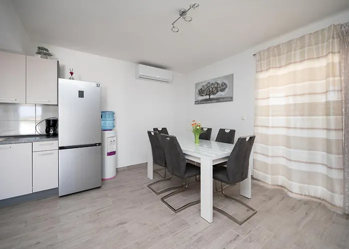 Family Friendly House With A Swimming Pool Maslenica, Novigrad - 23719