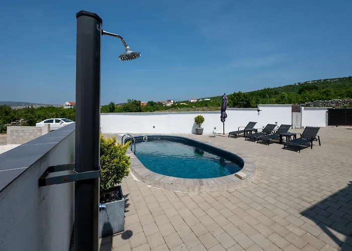 Family Friendly House With A Swimming Pool Maslenica, Novigrad - 23719 * Ясенице