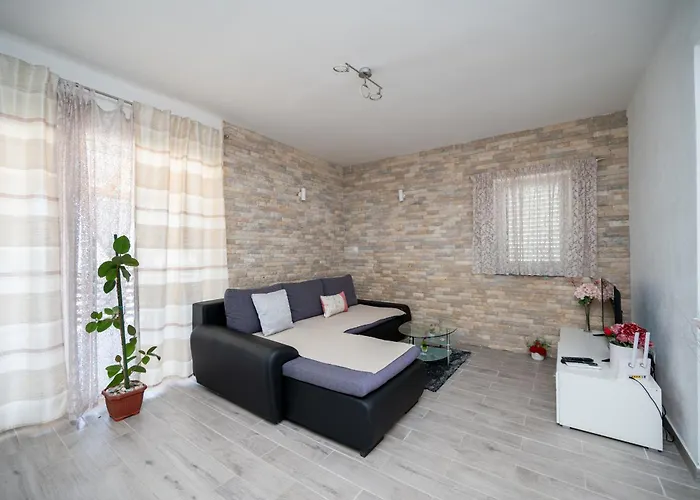 Family Friendly House With A Swimming Pool Maslenica, Novigrad - 23719 Дом отдыха *